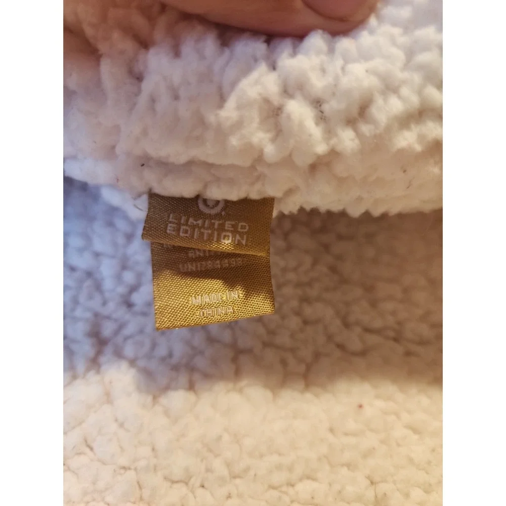 Target Limited Edition Red White Stripe Baby Blanket Cable Sweater Knit Sherpa